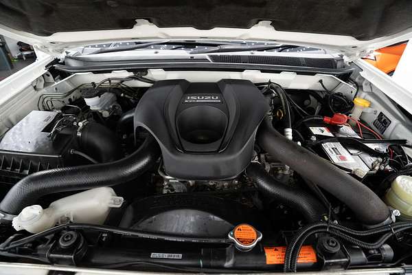 2016 Isuzu D-MAX SX High Ride Rear Wheel Drive