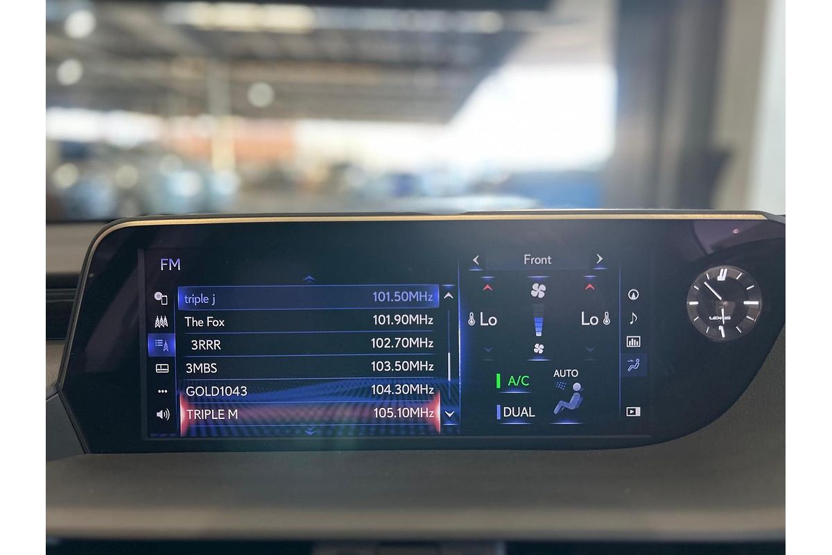 2020 Lexus ES ES300h Luxury AXZH10R