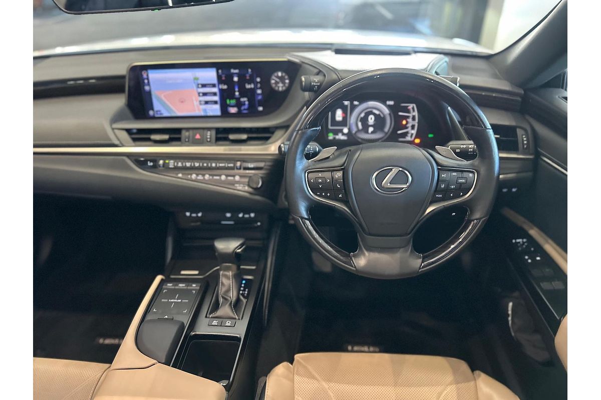 2020 Lexus ES ES300h Luxury AXZH10R