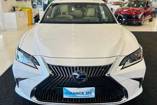 2020 Lexus ES ES300h Luxury AXZH10R