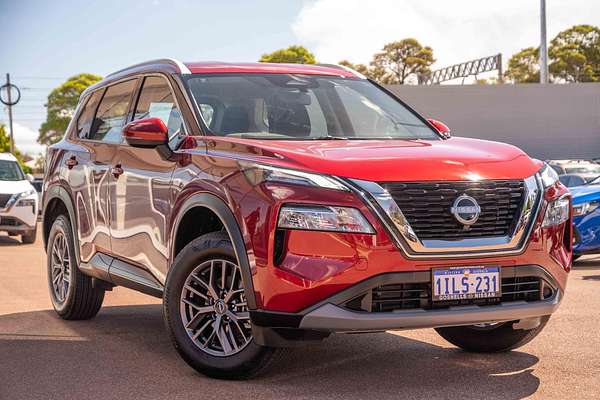 2024 Nissan X-TRAIL ST T33