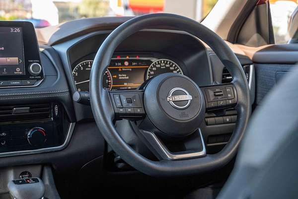 2024 Nissan X-TRAIL ST T33