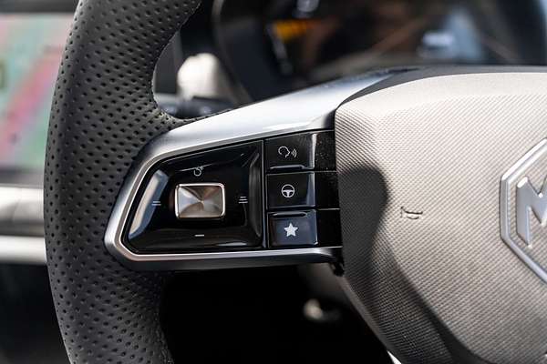 2025 MG ZS Essence ZS32