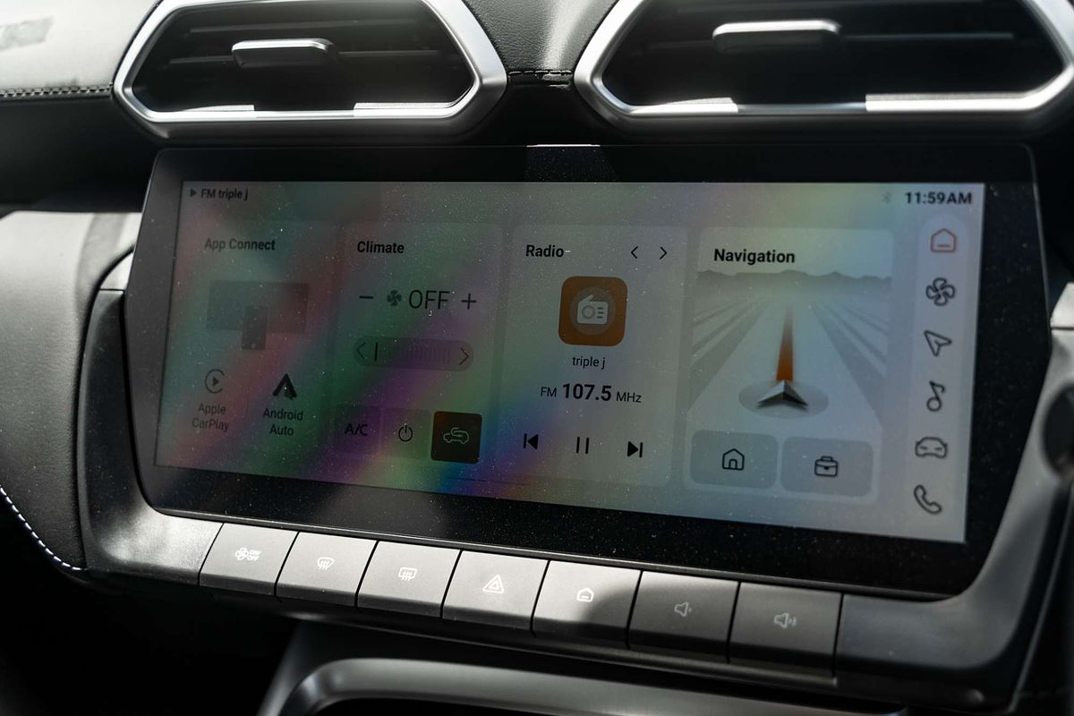 2025 MG ZS Essence ZS32