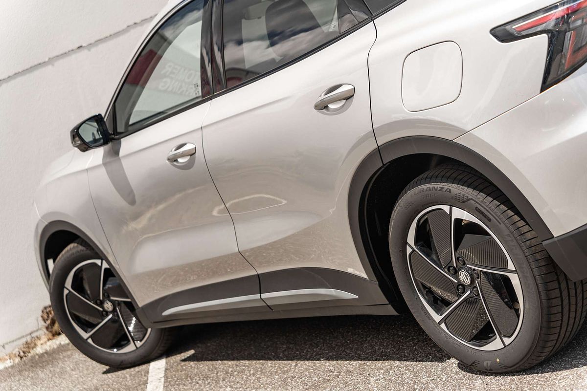 2025 MG MGS5 EV Essence 49 ZS3EM