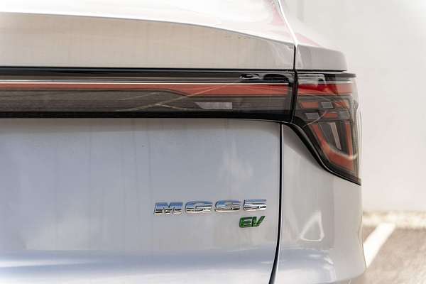 2025 MG MGS5 EV Essence 49 ZS3EM