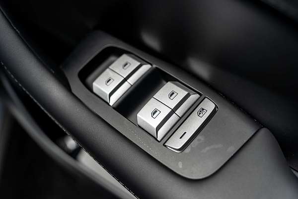 2025 MG MGS5 EV Essence 49 ZS3EM