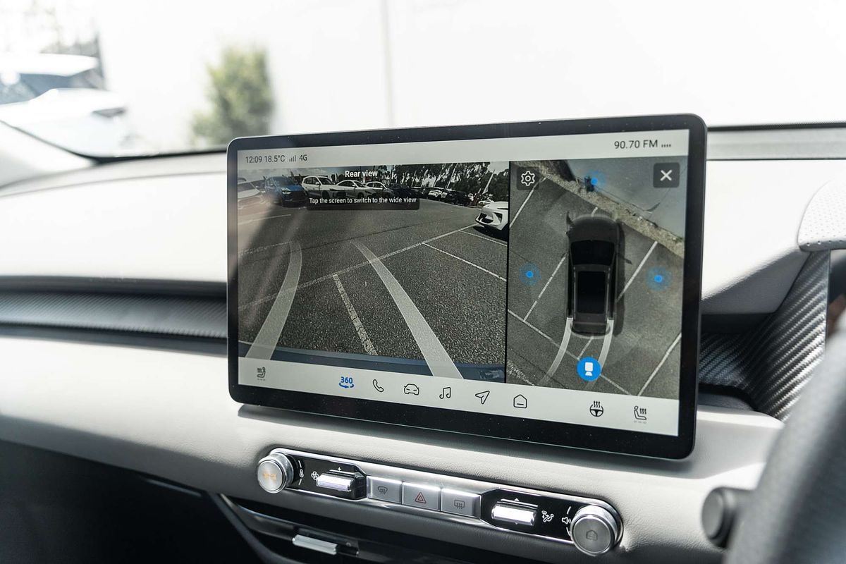 2025 MG MGS5 EV Essence 49 ZS3EM