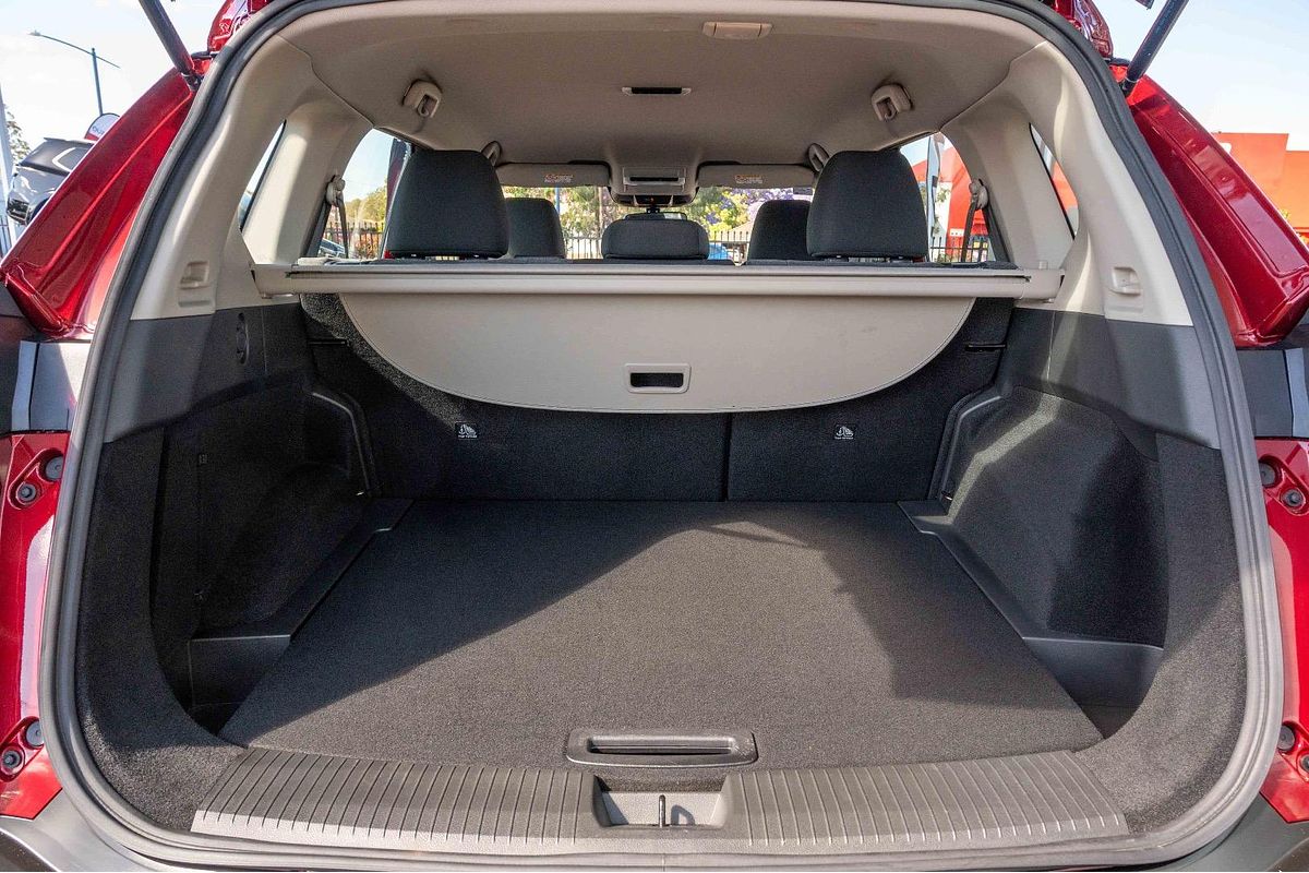 2024 Nissan X-TRAIL ST T33