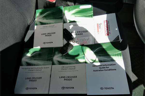 2023 Toyota LANDCRUISER PRADO GX GDJ150R