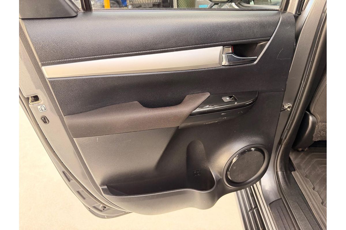 2017 Toyota Hilux SR5 GUN126R 4X4