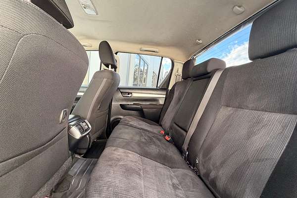 2017 Toyota Hilux SR5 GUN126R 4X4