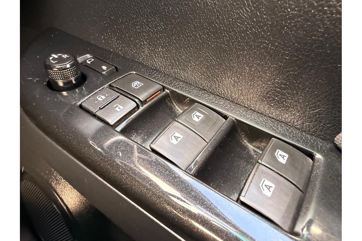 2017 Toyota Hilux SR5 GUN126R 4X4