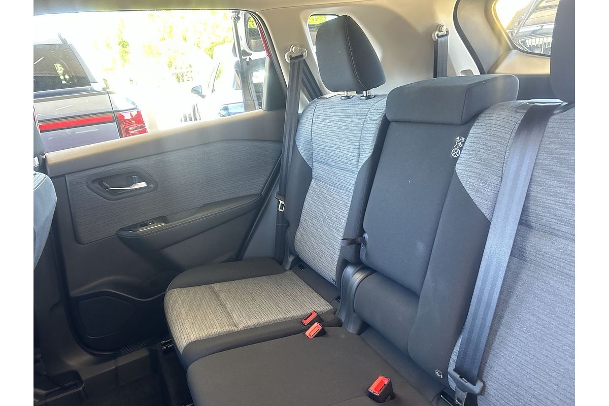 2025 Nissan X-TRAIL ST T33