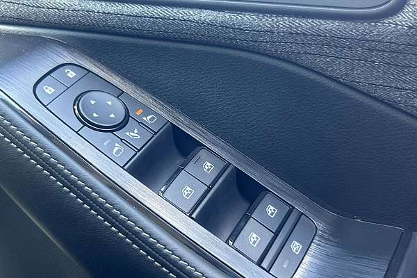 2025 Nissan X-TRAIL ST T33