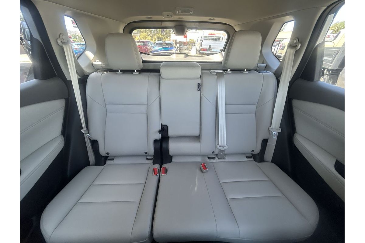 2025 Nissan X-TRAIL Ti T33