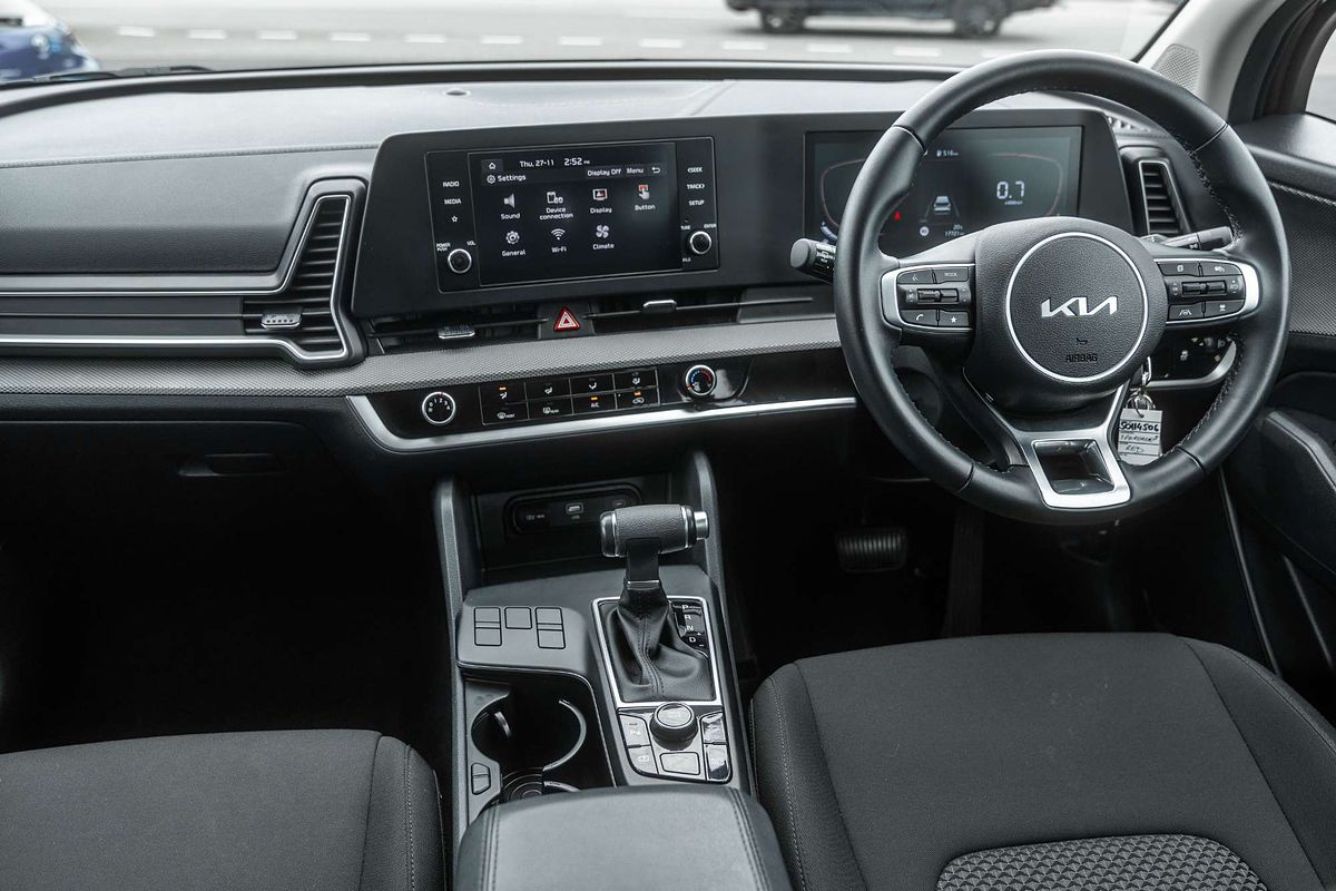 2024 Kia Sportage S NQ5