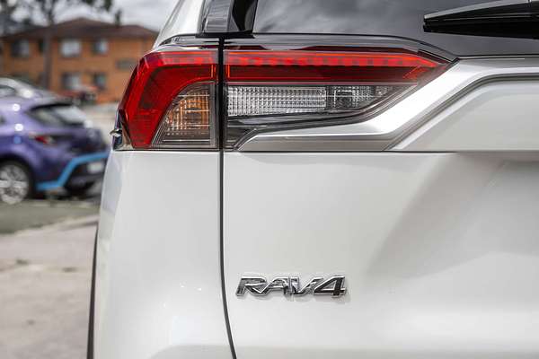 2020 Toyota RAV4 Cruiser AXAH54R