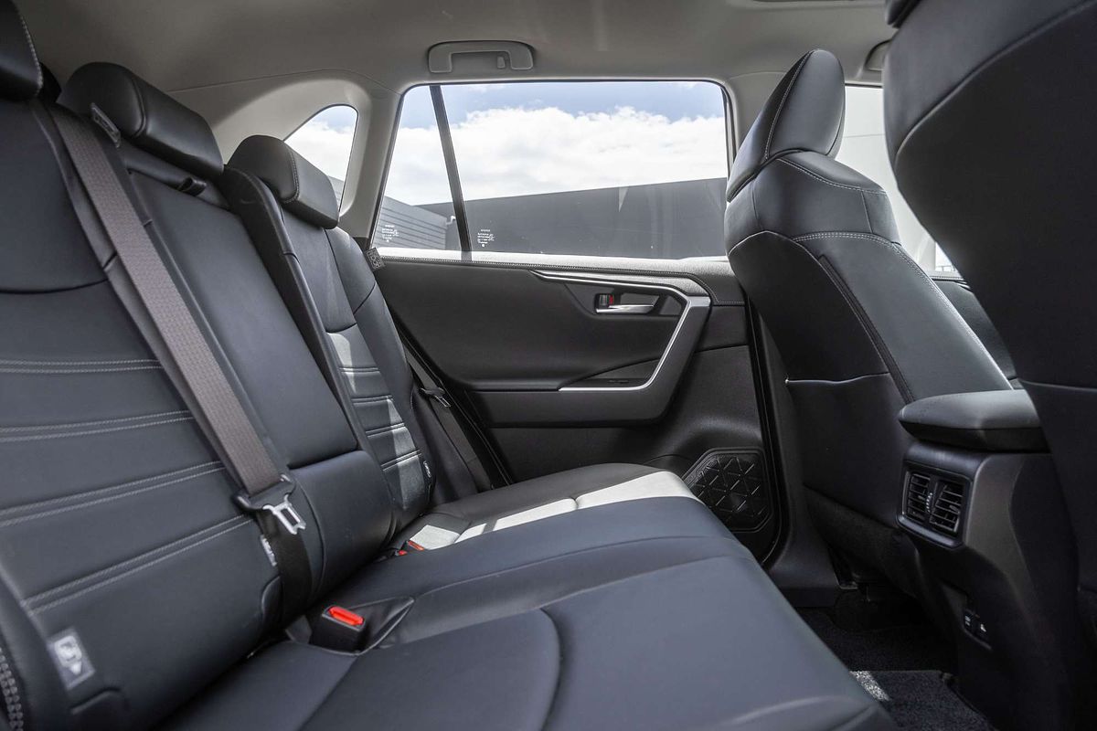 2020 Toyota RAV4 Cruiser AXAH54R