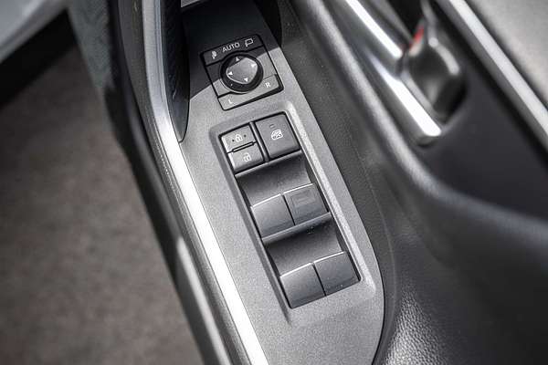 2020 Toyota RAV4 Cruiser AXAH54R