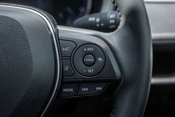 2020 Toyota RAV4 Cruiser AXAH54R