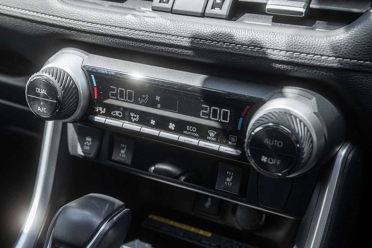 2020 Toyota RAV4 Cruiser AXAH54R