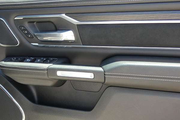 2023 RAM 1500 Laramie Sport RamBox DT 4X4 SWB