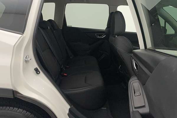 2024 Subaru Forester 2.5i S5