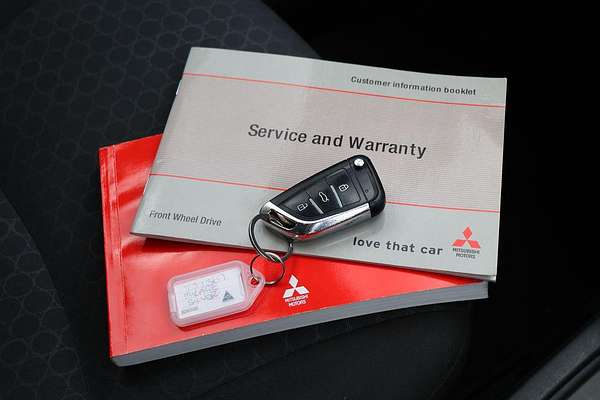 2013 Mitsubishi Mirage ES LA