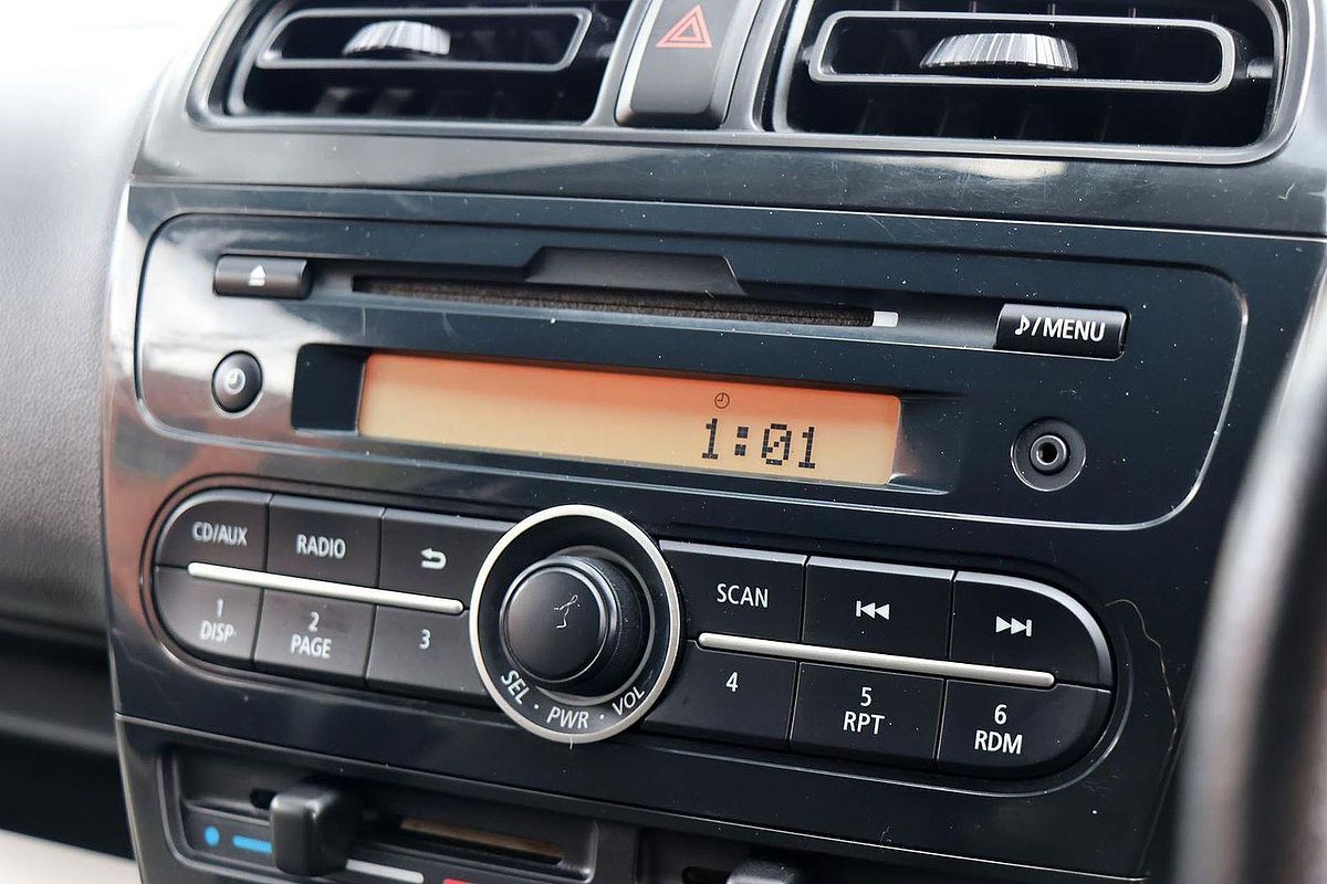 2013 Mitsubishi Mirage ES LA