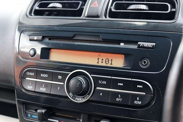 2013 Mitsubishi Mirage ES LA