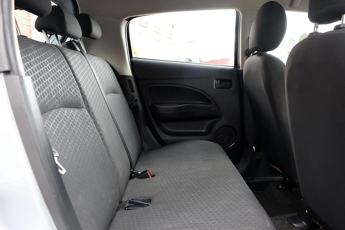 2013 Mitsubishi Mirage ES LA