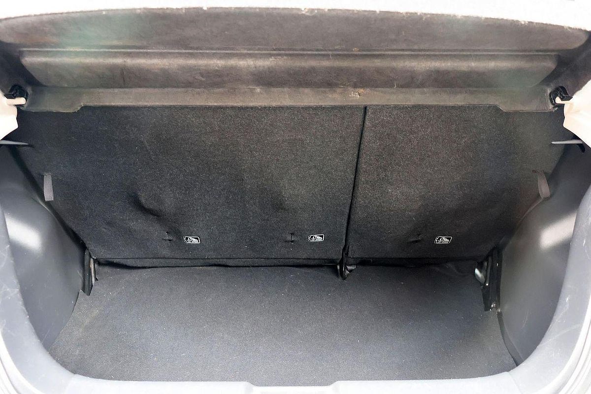 2013 Mitsubishi Mirage ES LA