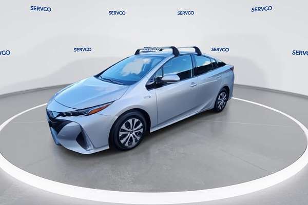 2020 Toyota Prius LE