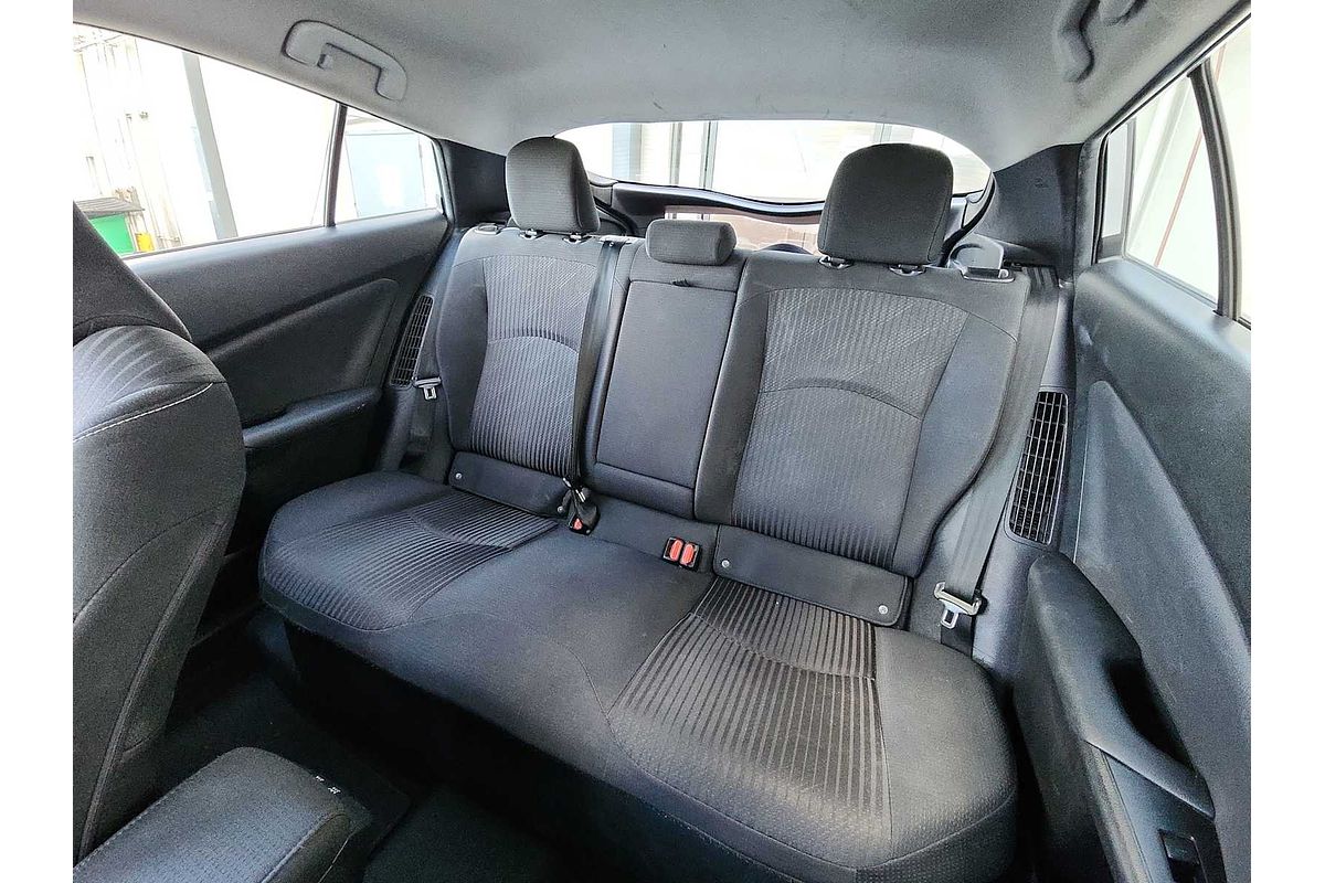 2020 Toyota Prius LE