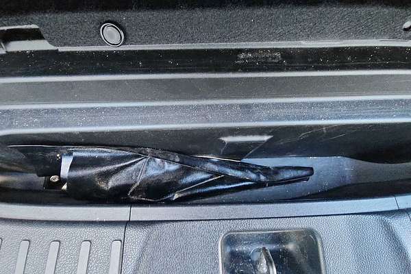 2020 Toyota Prius LE