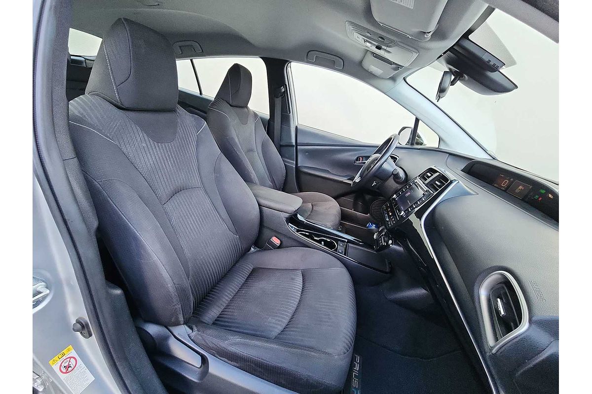 2020 Toyota Prius LE