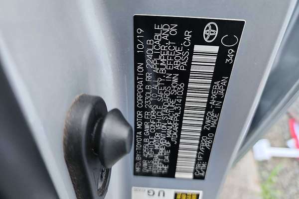 2020 Toyota Prius LE