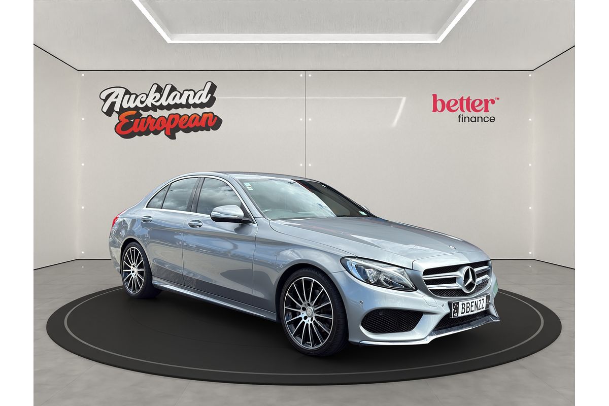 2015 Mercedes-Benz 200 AMG LINE