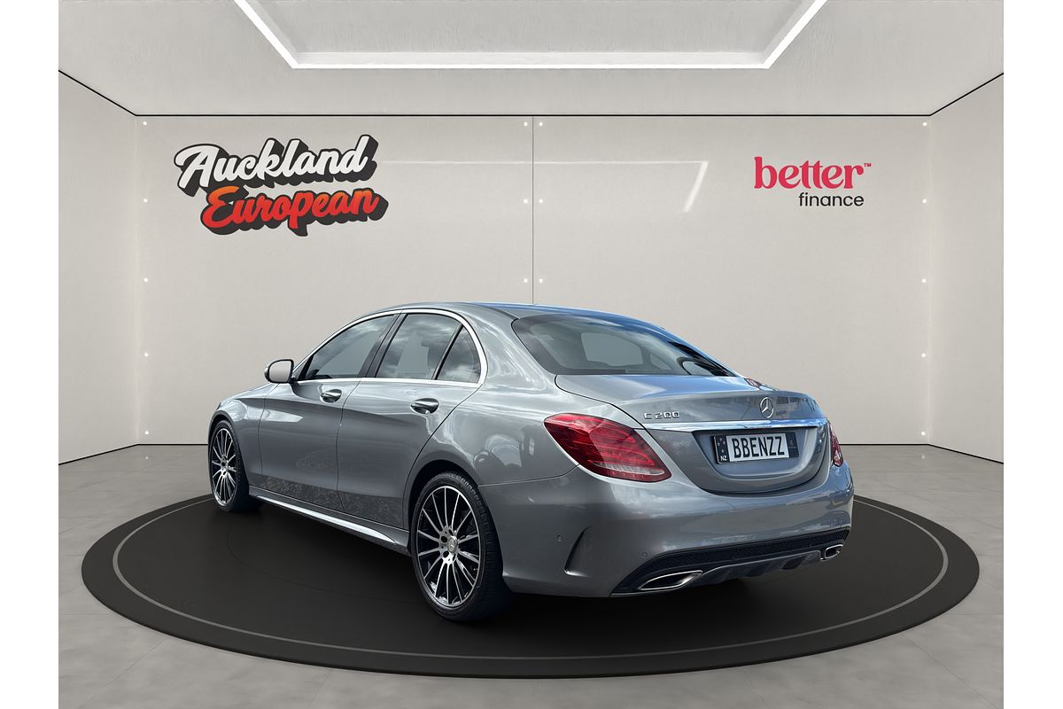 2015 Mercedes-Benz 200 AMG LINE