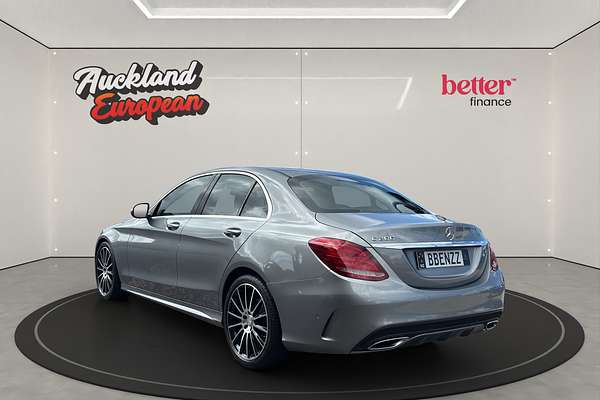 2015 Mercedes-Benz 200 AMG LINE