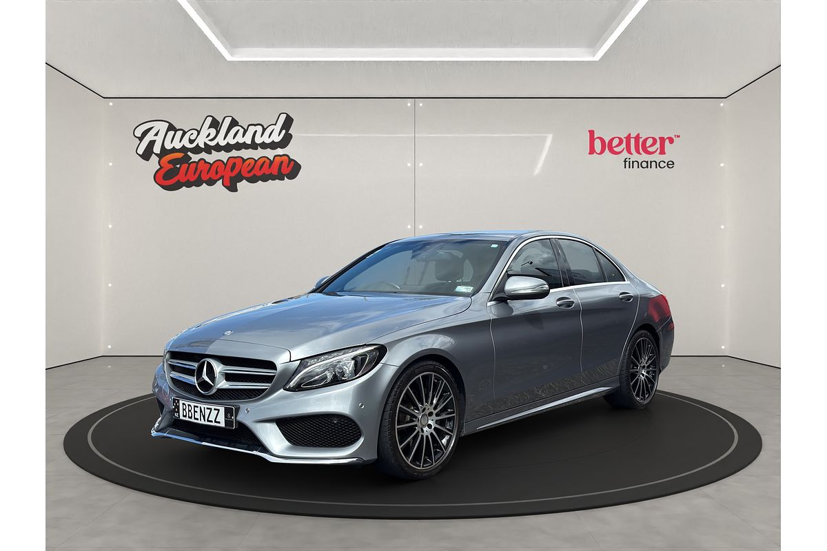 2015 Mercedes-Benz 200 AMG LINE