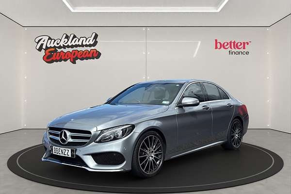 2015 Mercedes-Benz 200 AMG LINE