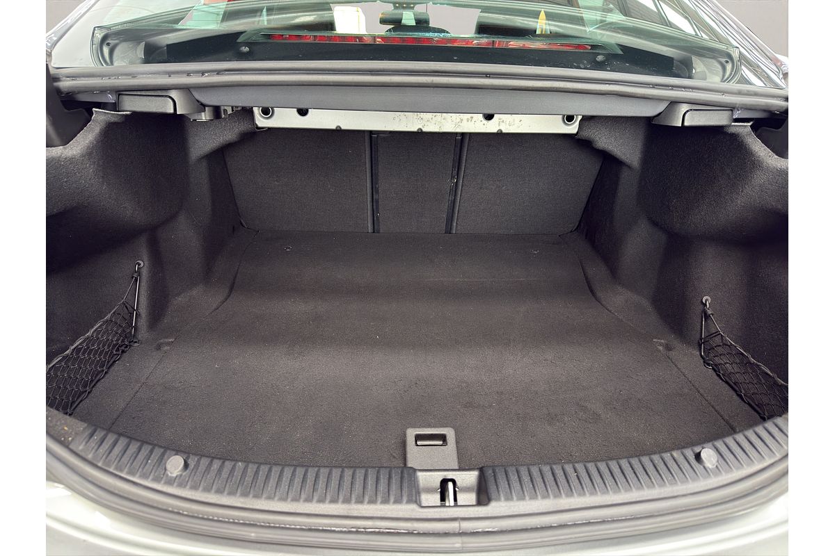 2015 Mercedes-Benz 200 AMG LINE