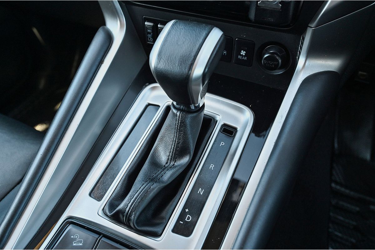 2019 Mitsubishi Pajero Sport Exceed QE