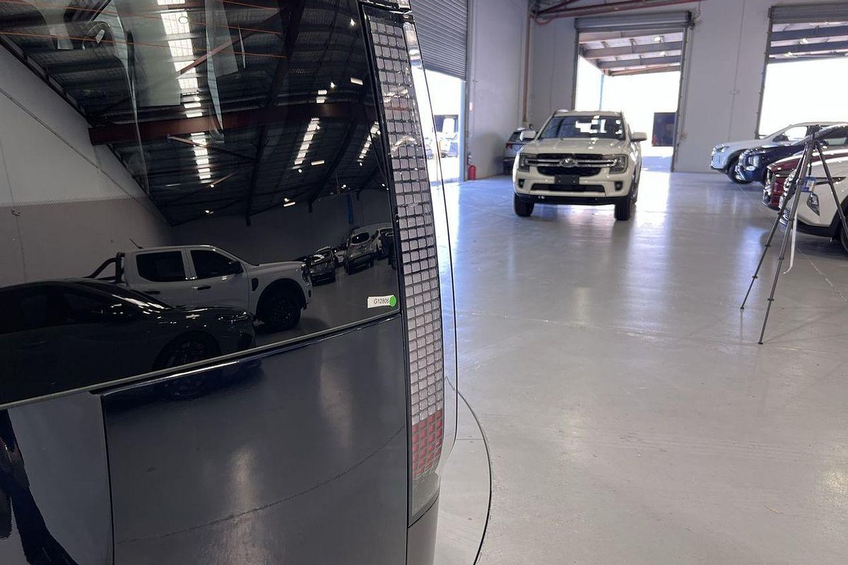 2023 Hyundai STARIA US4.V2