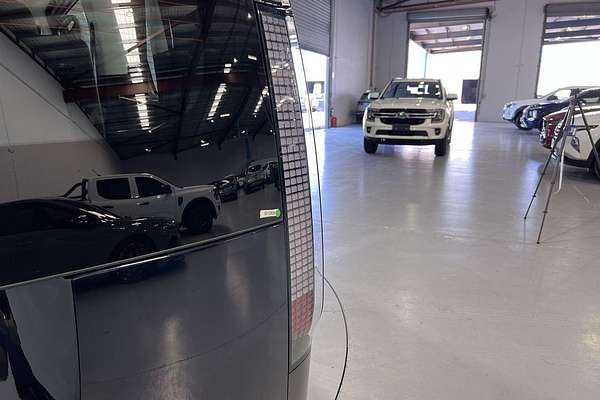 2023 Hyundai STARIA US4.V2