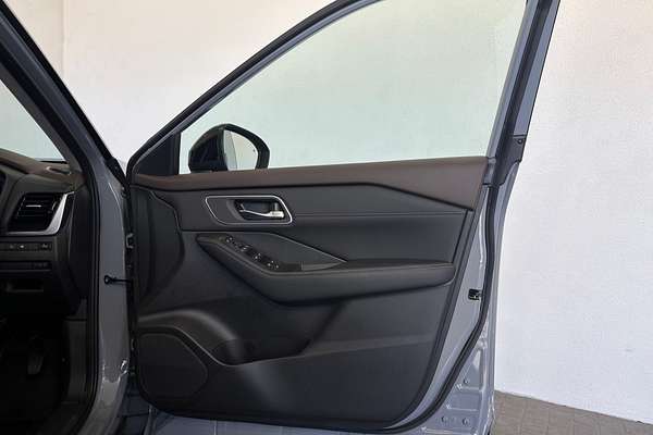 2025 Nissan X-TRAIL N-TREK T33