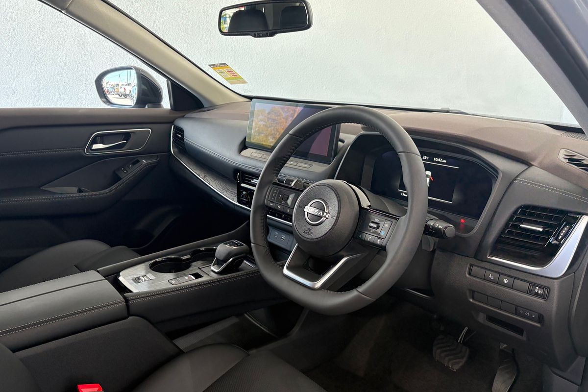 2025 Nissan X-TRAIL N-TREK T33