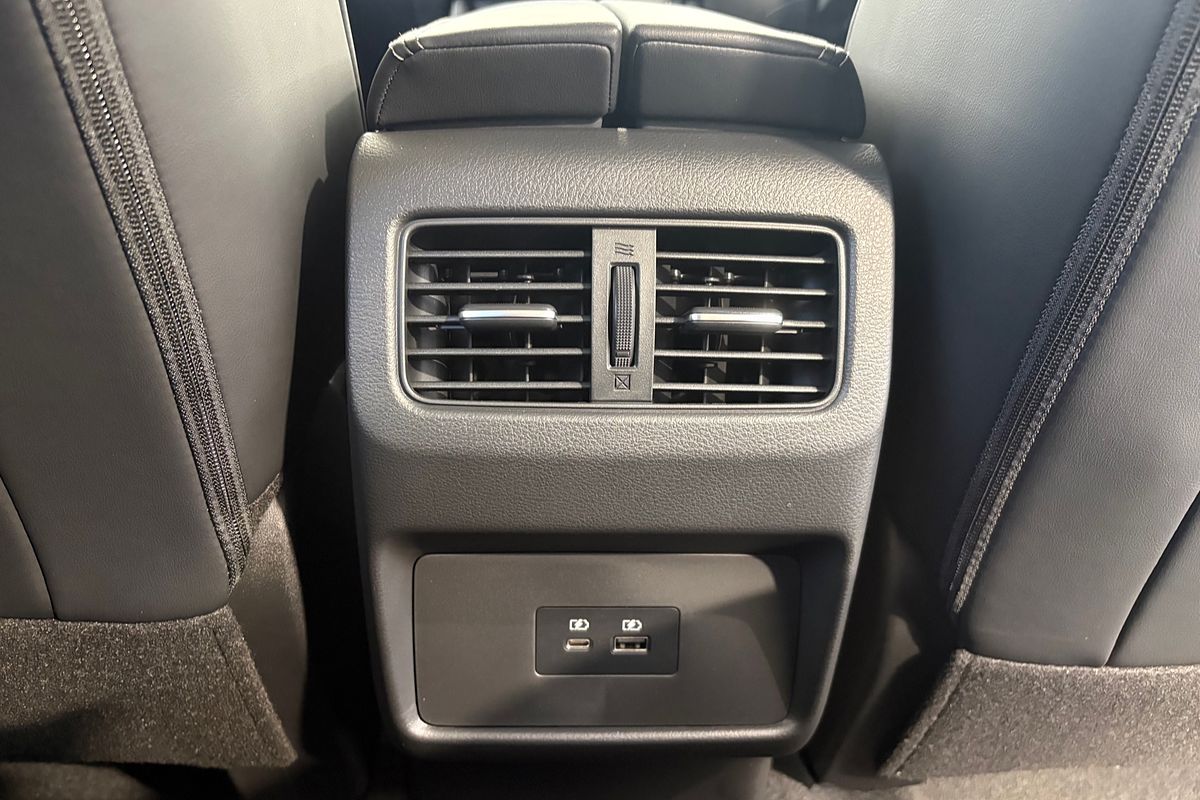 2025 Nissan X-TRAIL N-TREK T33